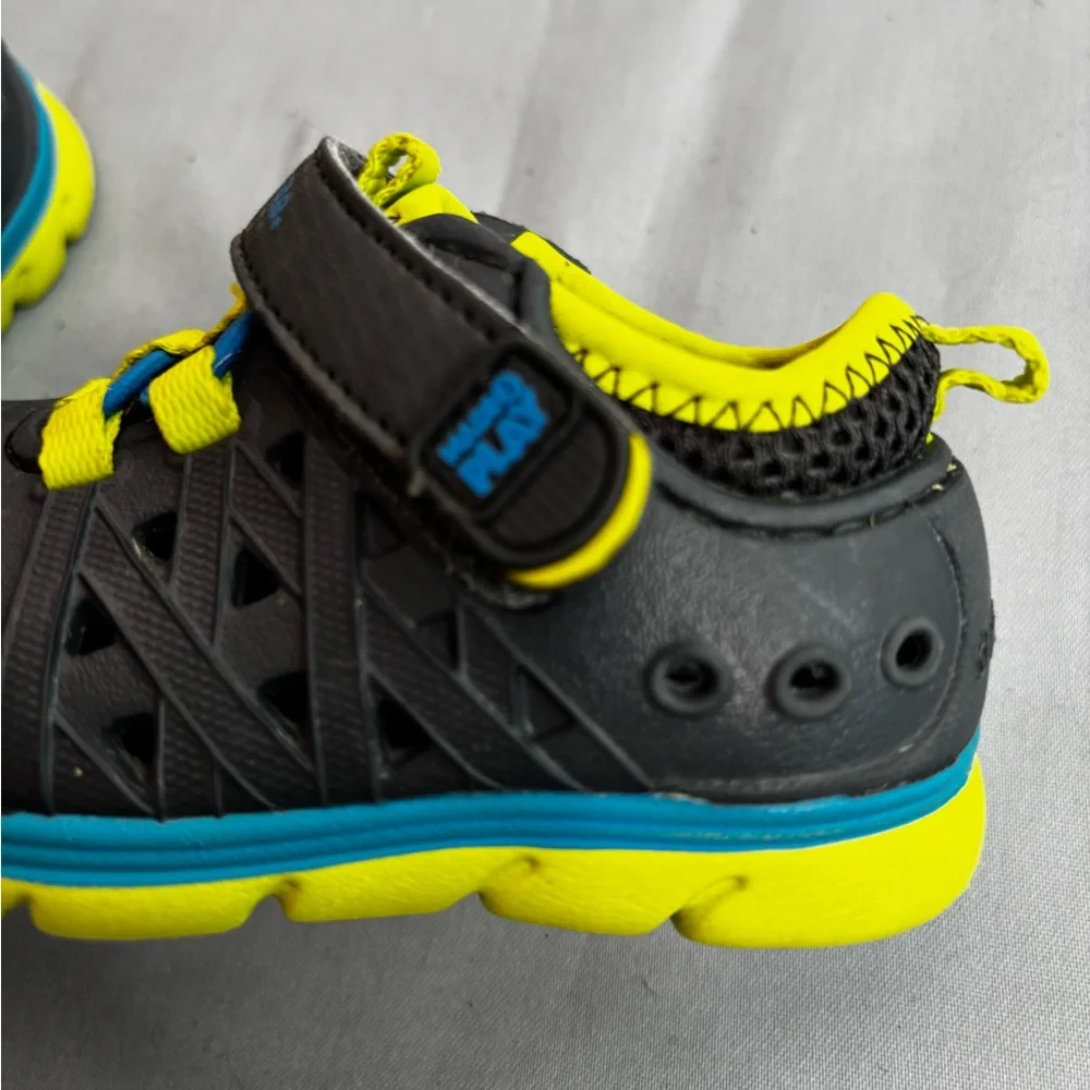 Stride Rite Black and Yellow Water Shoes with Blue Trim